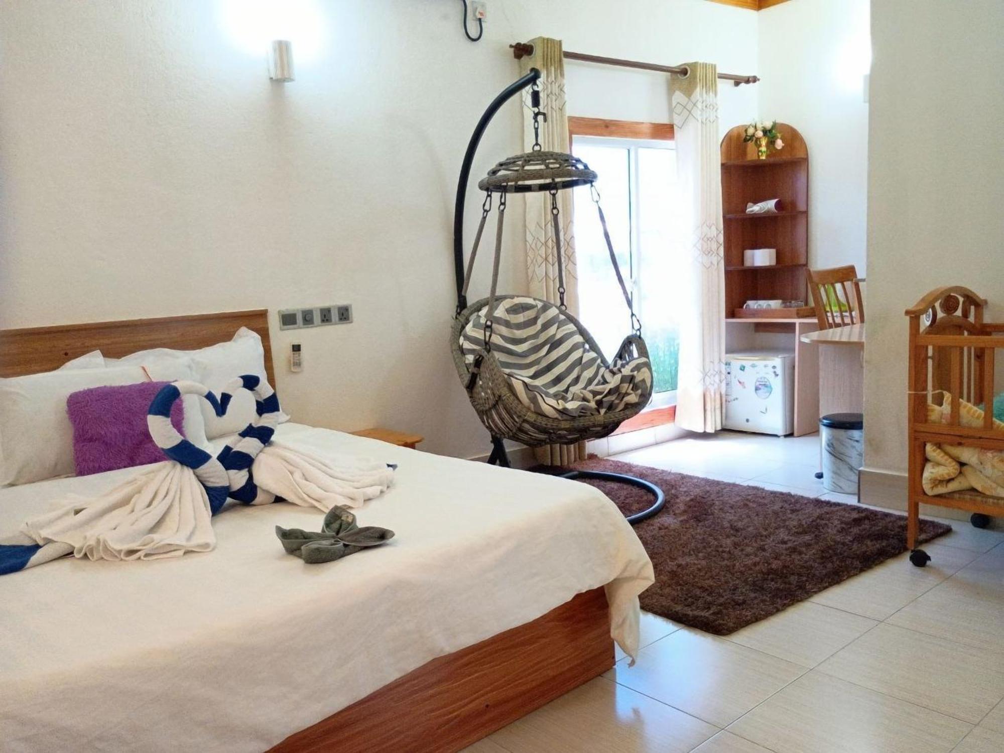 Olhumathi View Inn Ukulhas Island Exterior photo
