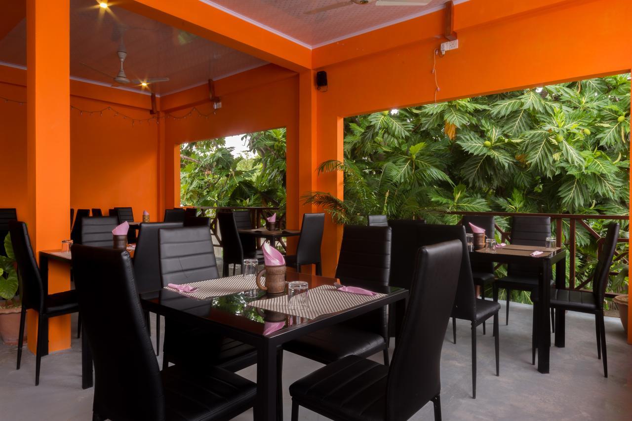 Olhumathi View Inn Ukulhas Island Exterior photo
