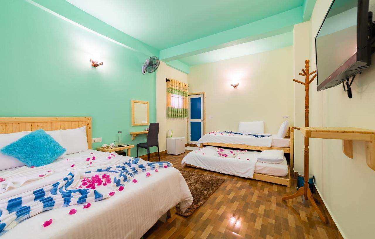 Olhumathi View Inn Ukulhas Island Exterior photo