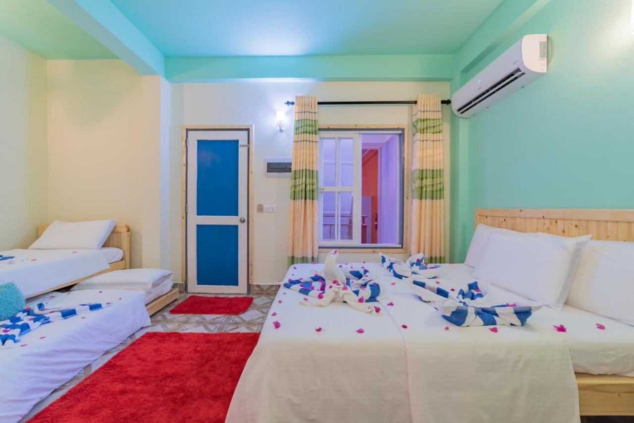 Olhumathi View Inn Ukulhas Island Exterior photo